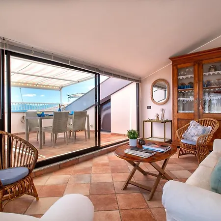 公寓 Blue View Penthouse - Magnolia Holidays